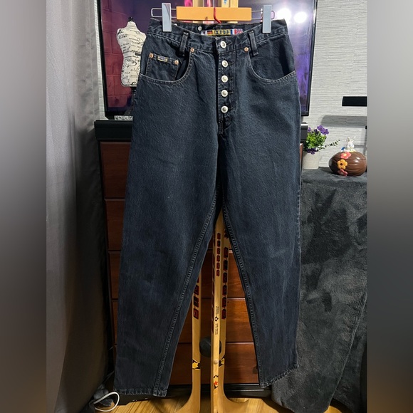 Ikeda Denim - Vintage Ikeda Button up Mom Button-Fly Jeans!